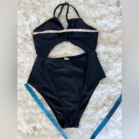 NWT Women's Cutout One Piece Crisscross Front Drawstring Bathing Suit SIZE M - Picture 12 of 17